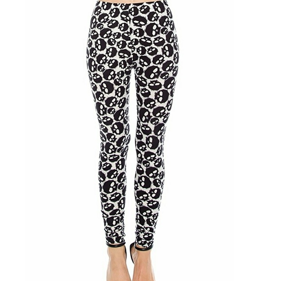 CLOSEOUT SALE! Soft Skull Leggings - Picture 2 of 5